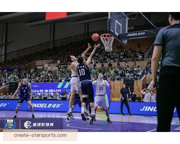 中国篮球联赛激烈角逐 新赛季多支强队争夺冠军宝座